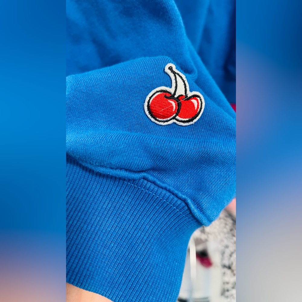 Kirsh Blue Sweatshirt with Cherry Design size 1 - Picture 3 of 11